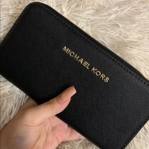 Black Michael Kors Wallet